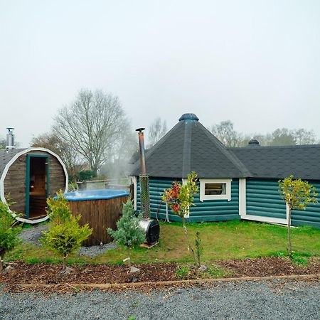 Sunset Retreats The Shire Villa Ombersley Bagian luar foto